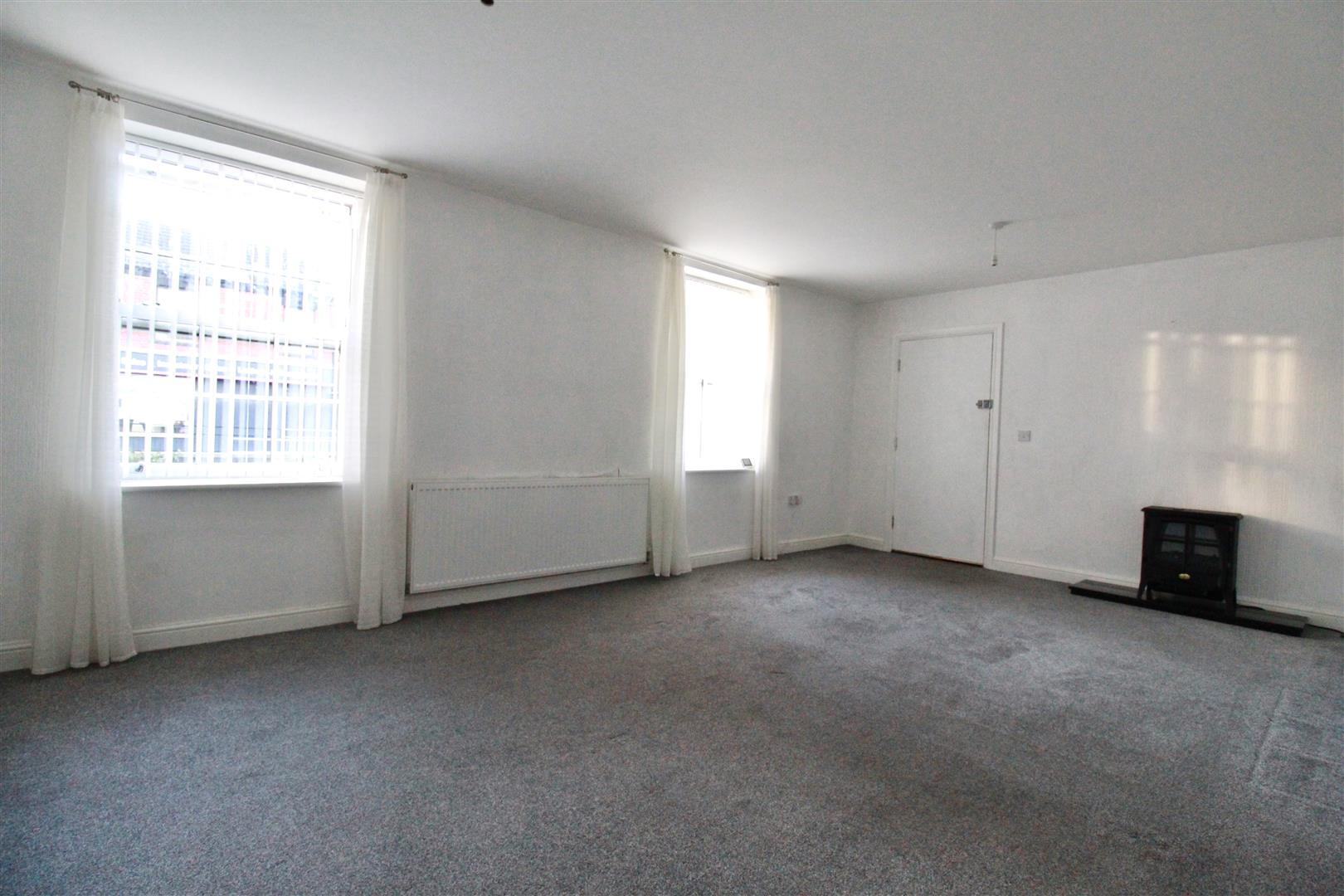 Chanterlands Avenue, Hull Symonds & Greenham